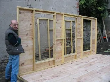 Admirez le travail. Côté intérieur